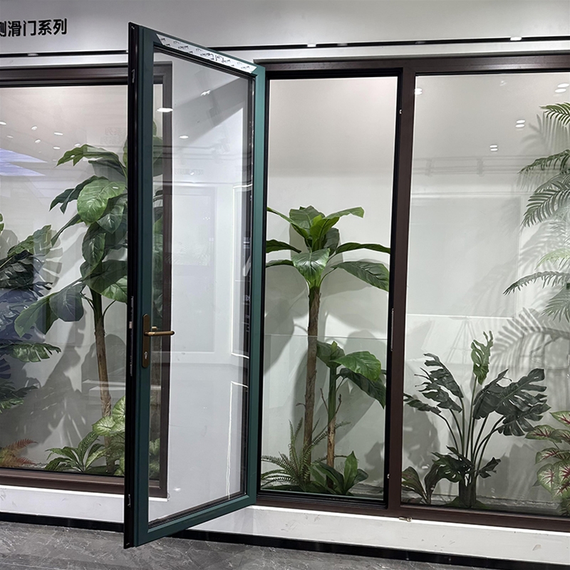 侧滑门
